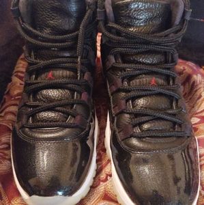 Jordan 11 72-10 excellent condition